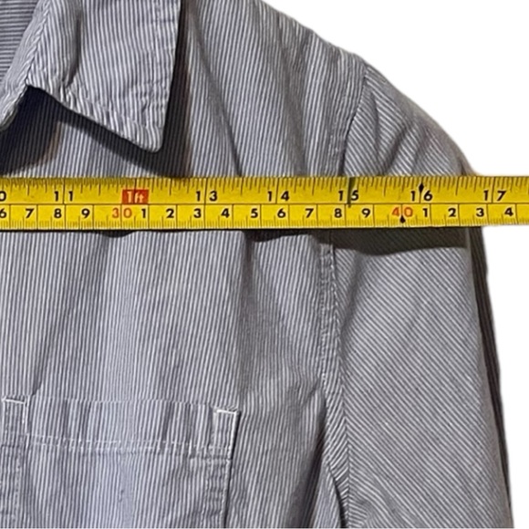 Bundle of Tommy Hilfiger, Gap and Riders by Lee Women’s Button-up shirts. - Picture 4 of 13